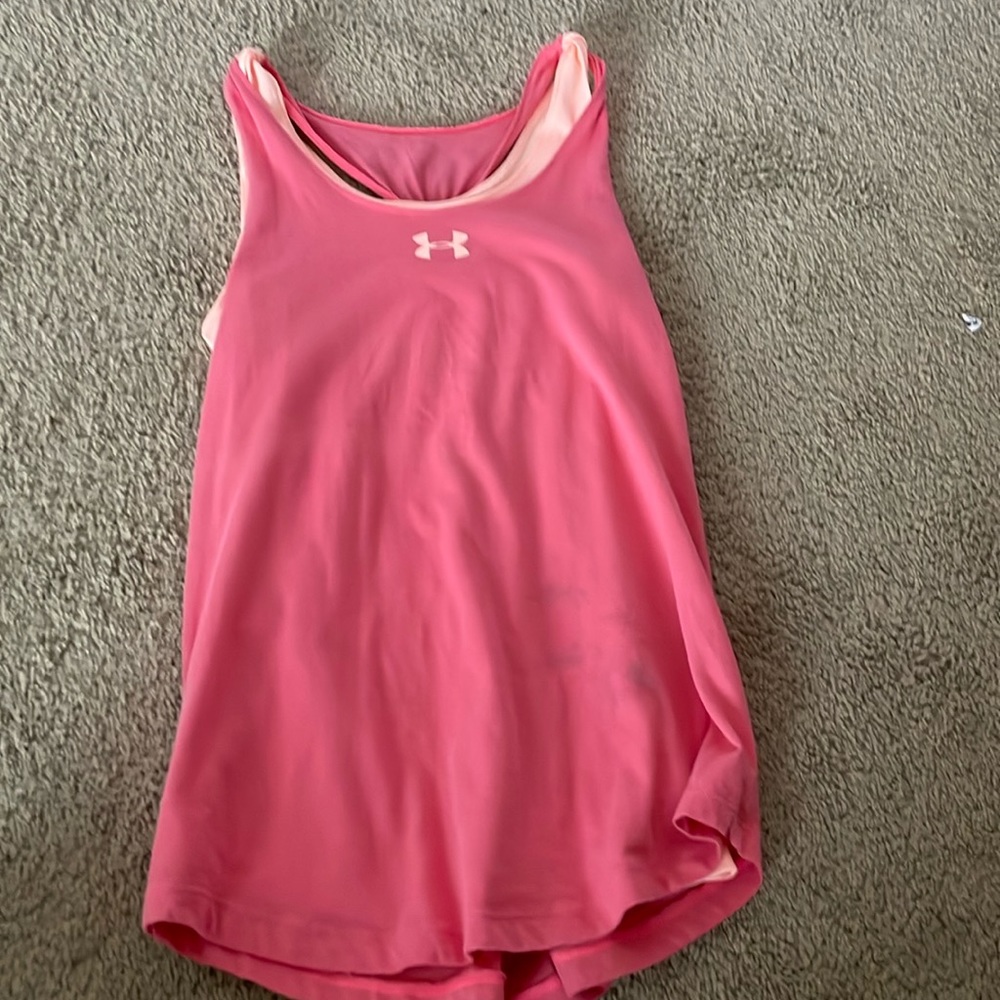 Pink Under Armour tank top ⭐️